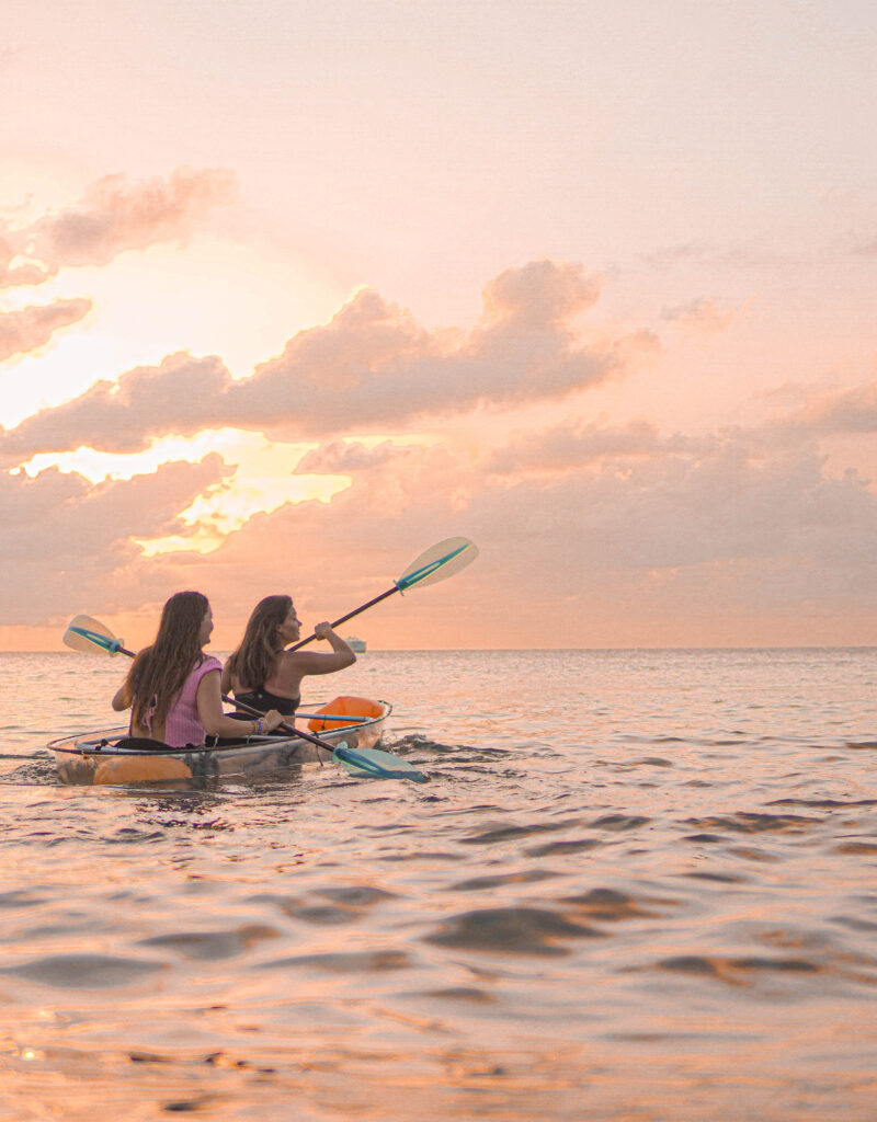 canoeing caye caulker