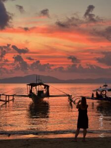 Philippines: Pearlescent & Pristine